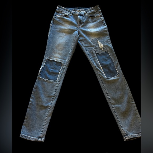 Old Navy Women's Rockstar Mid-Rise Reg Torn Distressed - Picture 3 of 5